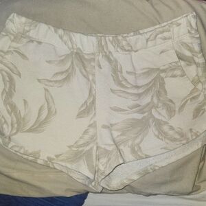 Z Supply Cream Leaf Print Pajama Shorts